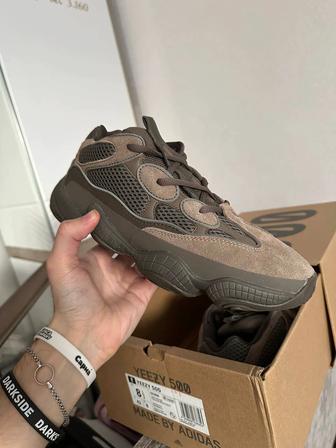Кроссовки Adidas Yeezy Boost 500