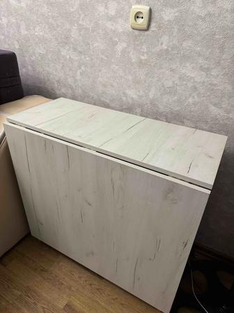 Продам стол