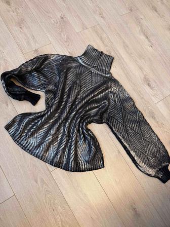 Свитер женский