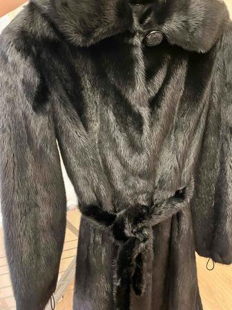 Продам норковую шубу