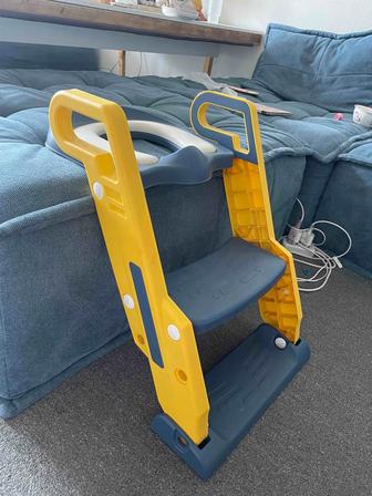 Детское сиденье с лесенкой для унитаза