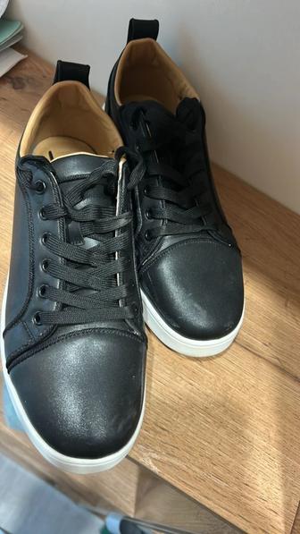 Мужской ботинка