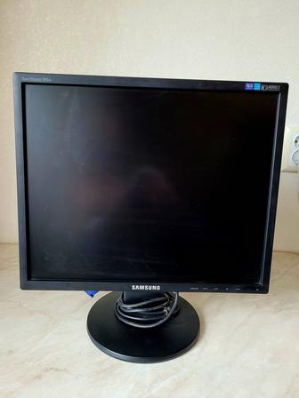 Монитор Samsung Sync Master 953N