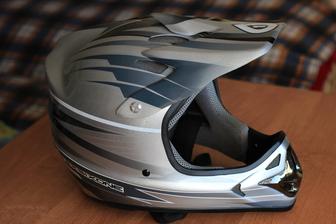 Велошлем FullFace SixSixOne