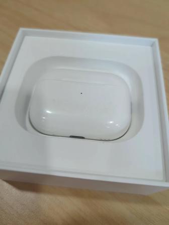 Кейс Airpods pro 2 с коробкой