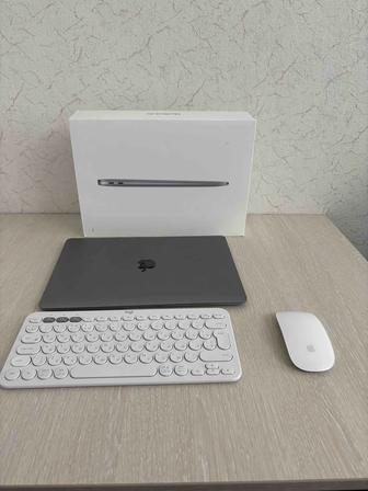 MacBook Air M1 8/256, Apple Magic Mouse 1, Клавиатура Logitech