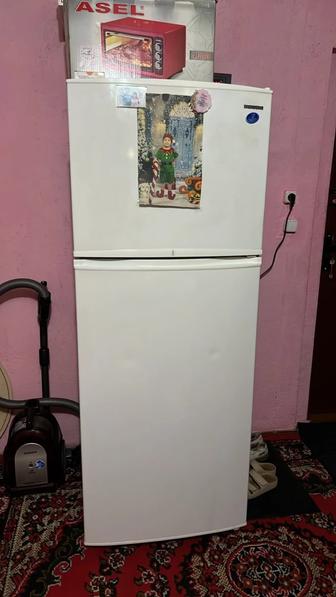 Продам холодильник samsung