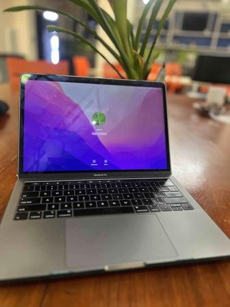 Продам MacBook Pro 2019