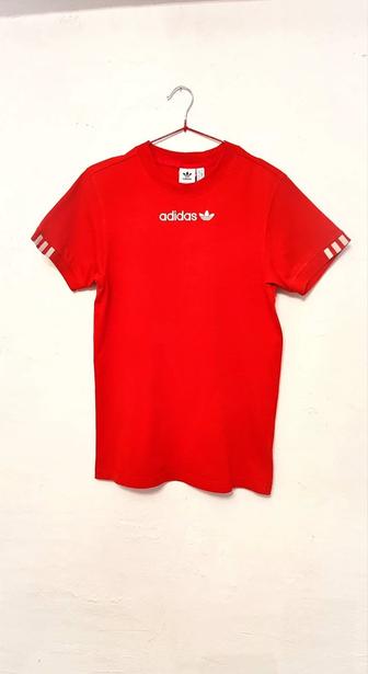 Футболка Adidas