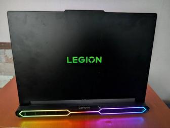 Lenovo Legion Pro 7/1TB/32GB/Ultra 9/5070Ti 12GB (16IAX10H)
