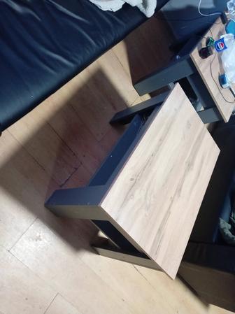 Продам столики.