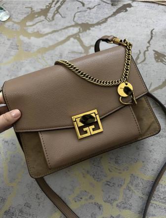 Сумка Givenchy