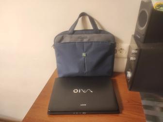 Нетбук Sony Vaio SVE111A11V