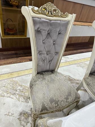 Стулья