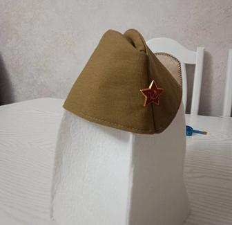 Пилотку продам