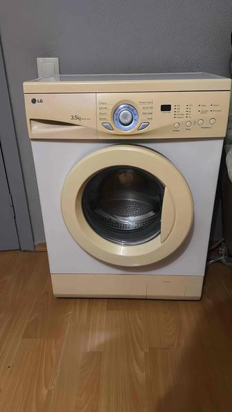 Продам стиральную машину