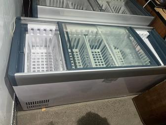 холодильник и морозильные камеры