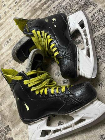 Хоккейные коньки Bauer Supreme S29