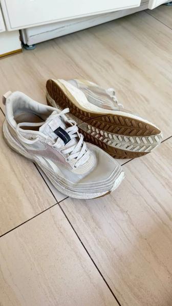 Кроссовки Reebok для города и тренировок
