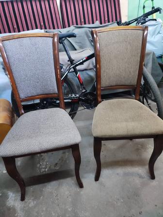 Стулья деревянные