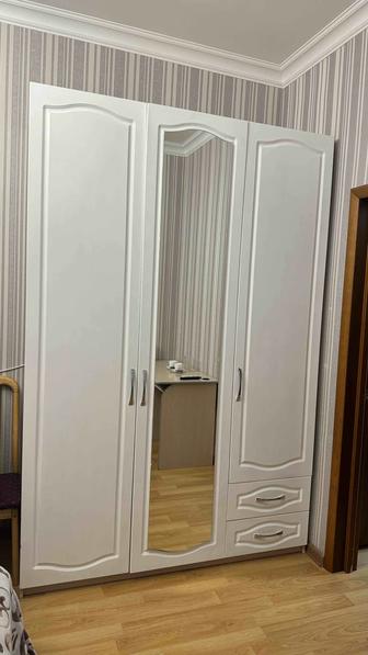 Шкаф из мдф, 2,35х1,55х0,60 (фасад покрашен в белый)