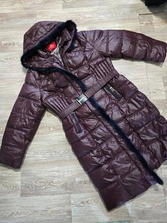 Продам новую куртку женскую