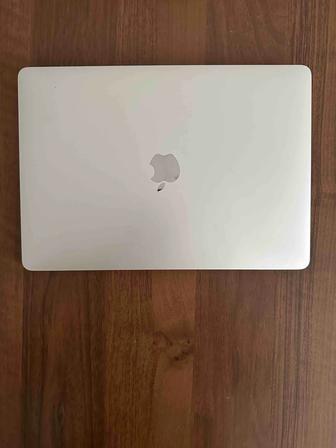 Продается MacBook Air