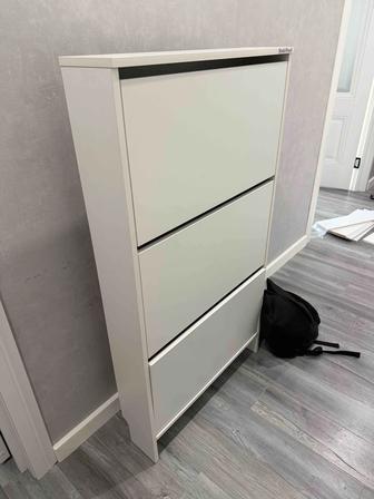 Продам обувницу