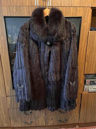 Продаю шубу норковую женскую