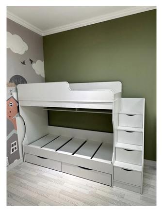 двух ярусная кровать