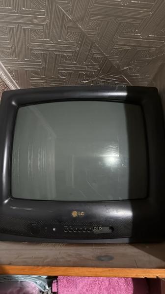 Отдам телевизор даром