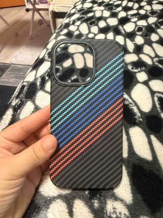 Чехол на айфон 16 Pro