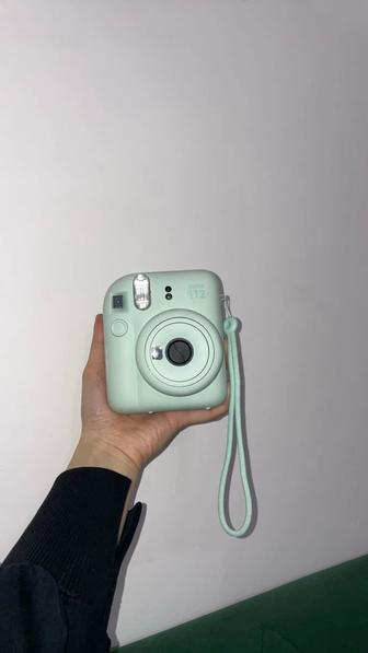 Продам Instax mini 12