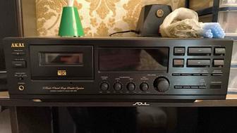 Продам магнитофон Akai GX-69