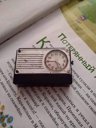 Часы-будильник СССР Винтаж Рабочие Оригинал
