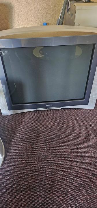 Продам телевизор