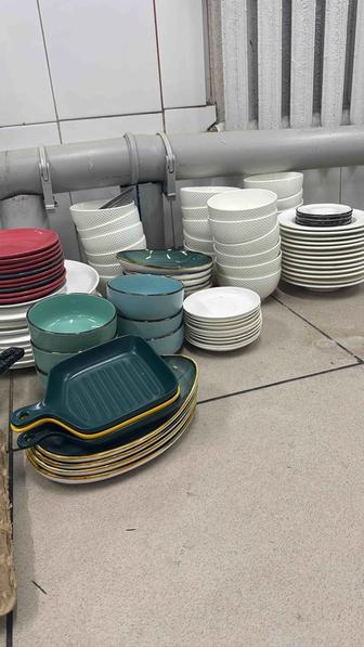 Продам посуду тарелки, бокалы, пиалы и мн др