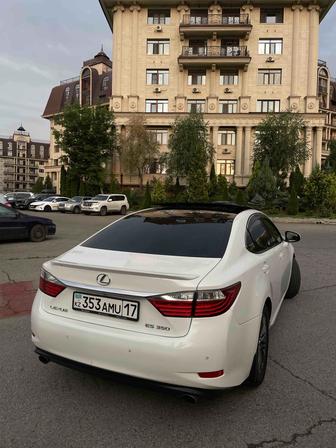 Водитель с личным автомобилем!