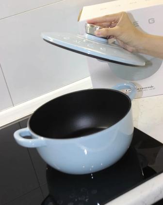 Продам новый чугунный казан от Smeg