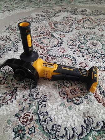 Dewalt ушмDCG 406N-XJ