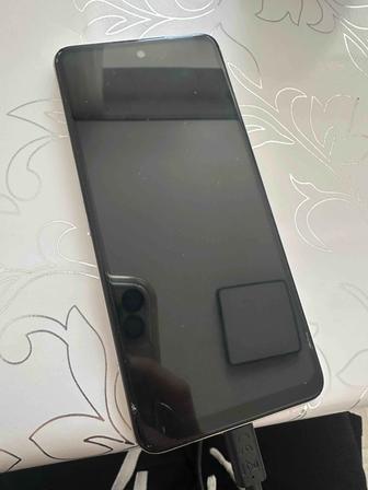 Телефон Infinix Smart 8 64 g