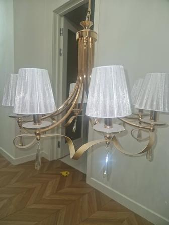 Люстра для комнаты