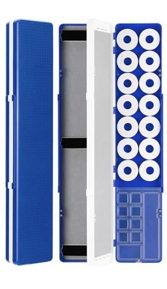 Продам пенал для рыболовных крючков а также для поплавков