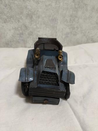 Продам модели самолетов и машин. Металл 30 см.