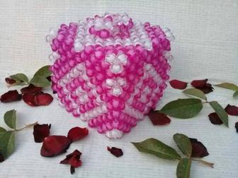 Шкатулка из бусин