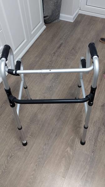 Ходунки для взрослых б/у в хорошем состоянии