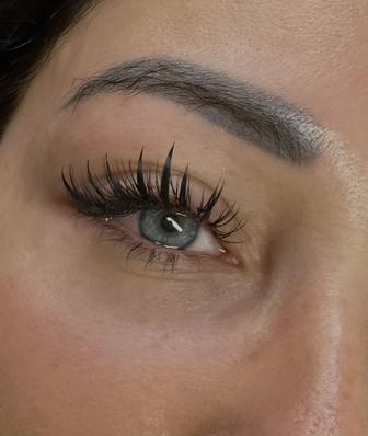 Наращение ресниц