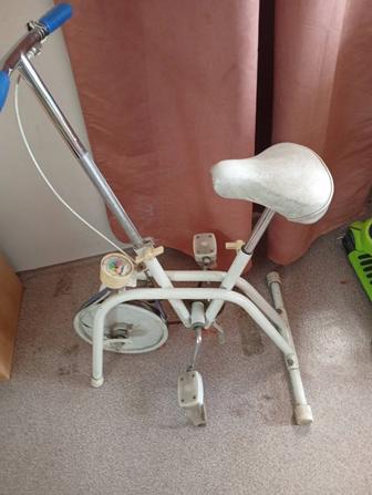 Продам велотренажер