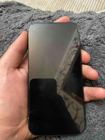 Продам айфон 15