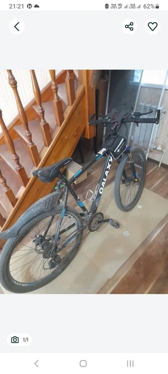 Велосипед, подставки, фонарь, гудок, замок